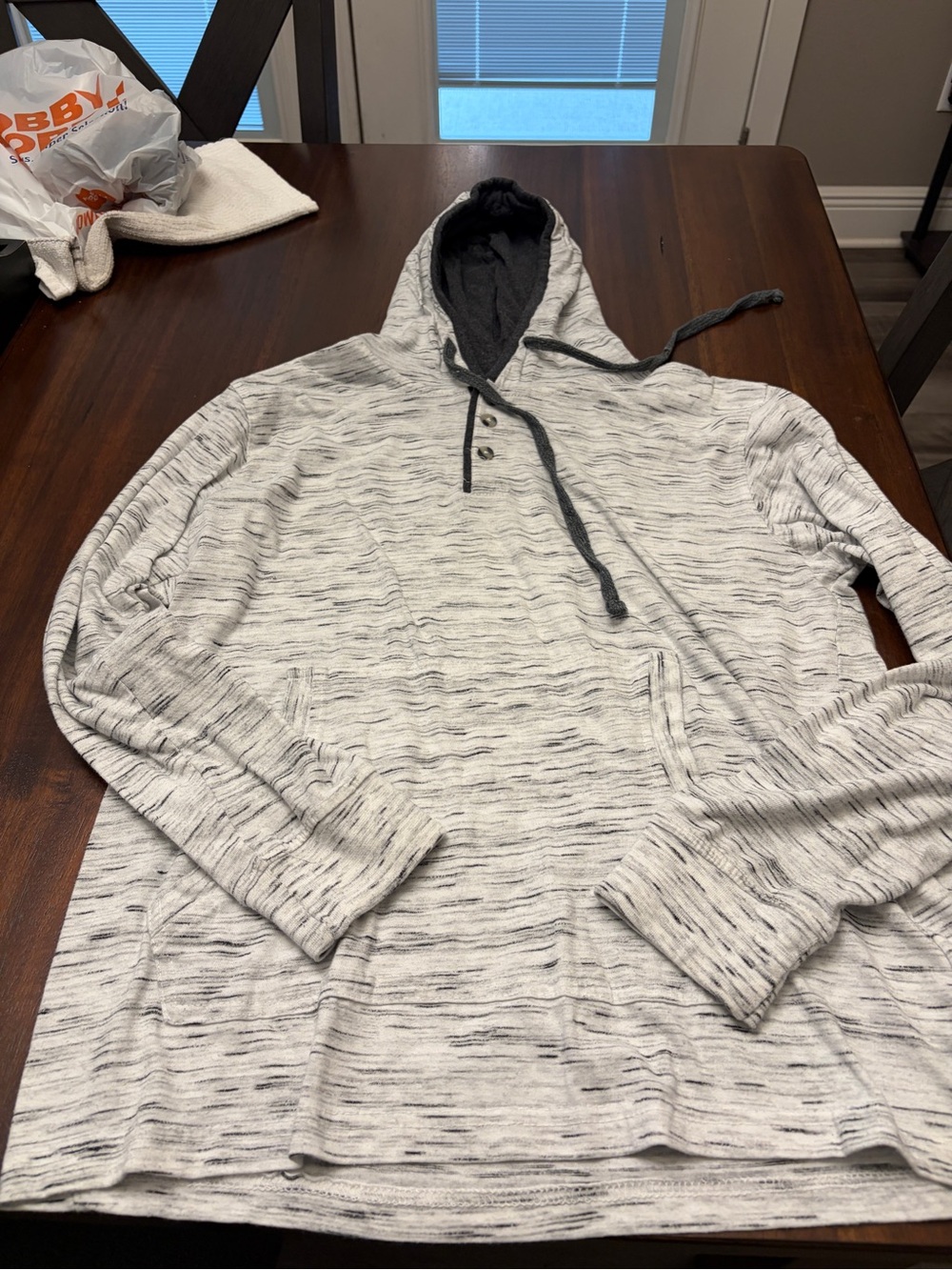 Lee men’s lightweight hoodie with button placket